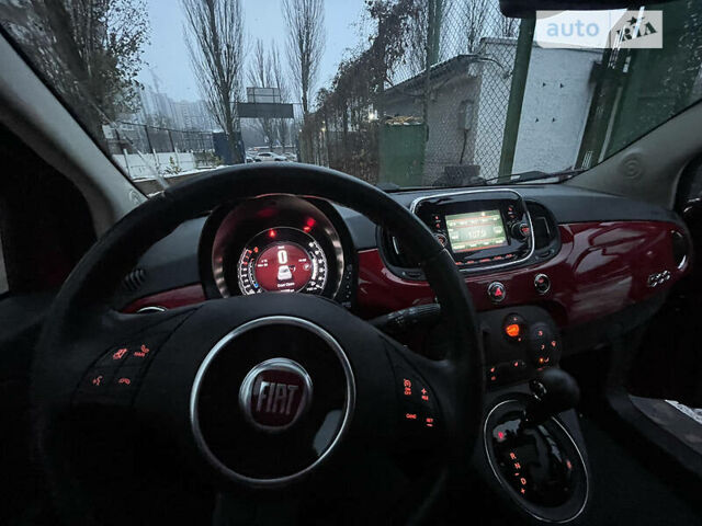 Красный Фиат 500, объемом двигателя 1.4 л и пробегом 35 тыс. км за 10000 $, фото 4 на Automoto.ua