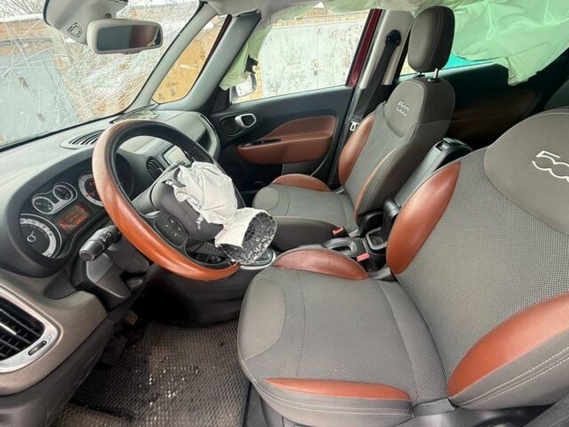 Красный Фиат 500, объемом двигателя 1.4 л и пробегом 126 тыс. км за 5200 $, фото 6 на Automoto.ua