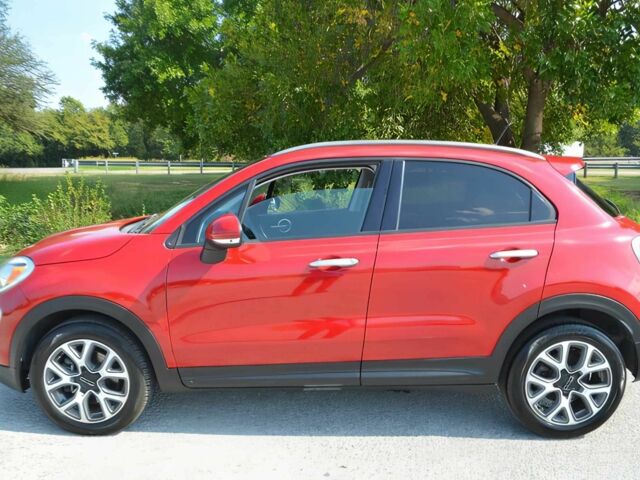 Червоний Фіат 500, об'ємом двигуна 2.4 л та пробігом 55 тис. км за 5000 $, фото 3 на Automoto.ua