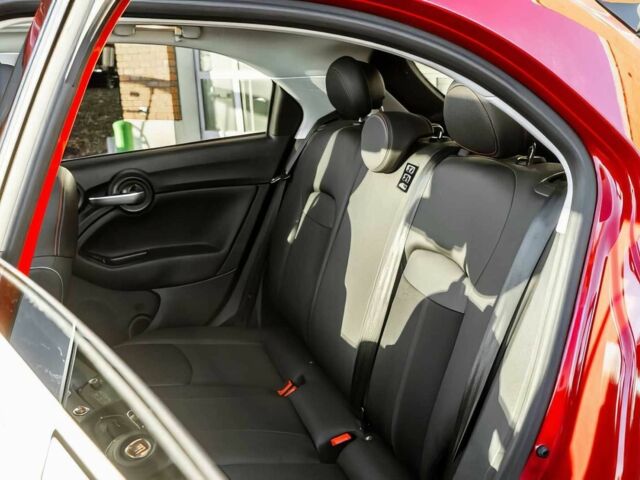 Червоний Фіат 500, об'ємом двигуна 1.3 л та пробігом 15 тис. км за 9900 $, фото 11 на Automoto.ua