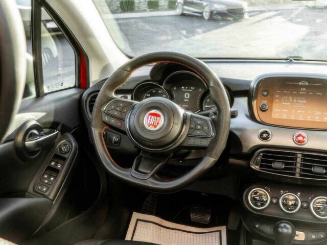 Червоний Фіат 500, об'ємом двигуна 1.3 л та пробігом 15 тис. км за 9900 $, фото 10 на Automoto.ua