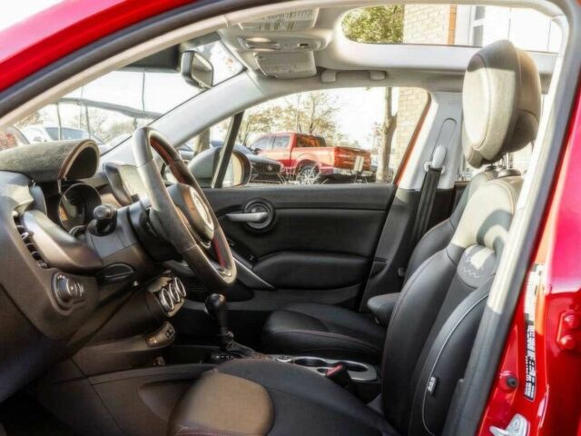 Червоний Фіат 500, об'ємом двигуна 1.3 л та пробігом 15 тис. км за 9900 $, фото 6 на Automoto.ua