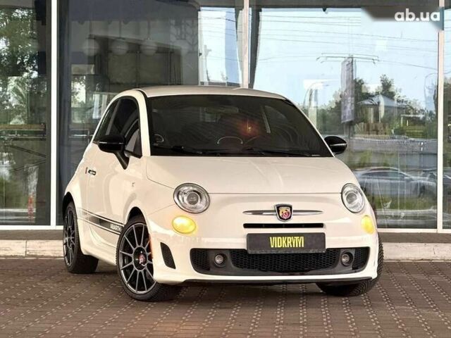 Фиат 500, объемом двигателя 1.4 л и пробегом 113 тыс. км за 9950 $, фото 2 на Automoto.ua