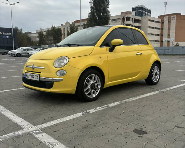 Желтый Фиат 500, объемом двигателя 1.37 л и пробегом 103 тыс. км за 5400 $, фото 2 на Automoto.ua