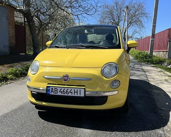 Желтый Фиат 500, объемом двигателя 1.24 л и пробегом 195 тыс. км за 5750 $, фото 3 на Automoto.ua