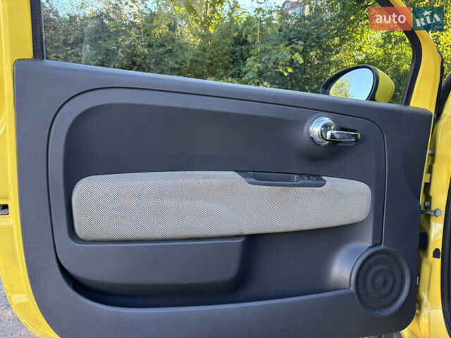 Желтый Фиат 500, объемом двигателя 1.24 л и пробегом 130 тыс. км за 6000 $, фото 3 на Automoto.ua