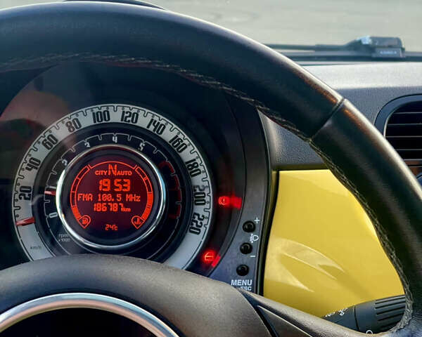Жовтий Фіат 500, об'ємом двигуна 1.24 л та пробігом 186 тис. км за 5900 $, фото 9 на Automoto.ua