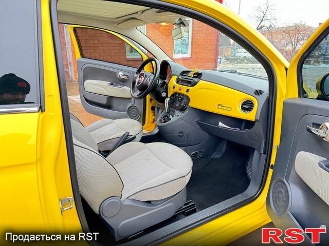 Желтый Фиат 500, объемом двигателя 1.2 л и пробегом 190 тыс. км за 5900 $, фото 8 на Automoto.ua