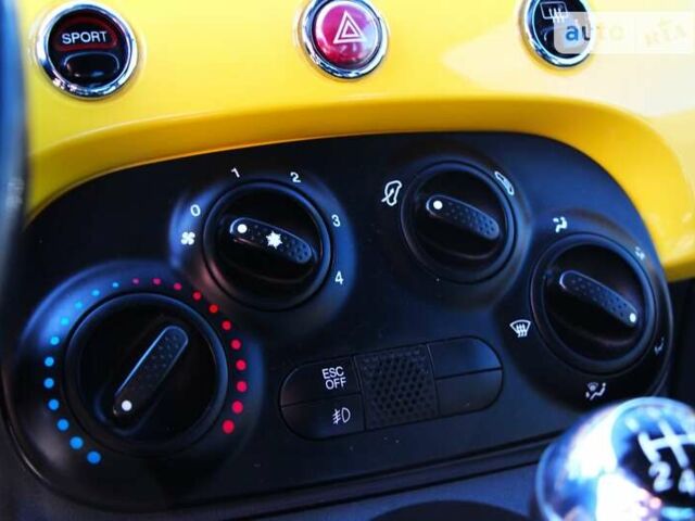 Желтый Фиат 500, объемом двигателя 1.4 л и пробегом 211 тыс. км за 6350 $, фото 15 на Automoto.ua