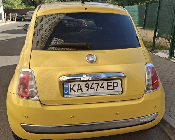 Жовтий Фіат 500, об'ємом двигуна 1.4 л та пробігом 107 тис. км за 7000 $, фото 1 на Automoto.ua