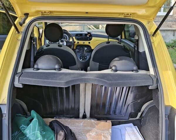 Жовтий Фіат 500, об'ємом двигуна 1.4 л та пробігом 107 тис. км за 7000 $, фото 15 на Automoto.ua