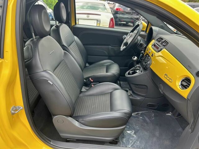 Желтый Фиат 500, объемом двигателя 1.4 л и пробегом 78 тыс. км за 6200 $, фото 11 на Automoto.ua