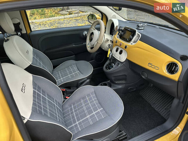 Желтый Фиат 500, объемом двигателя 1.24 л и пробегом 80 тыс. км за 10999 $, фото 33 на Automoto.ua