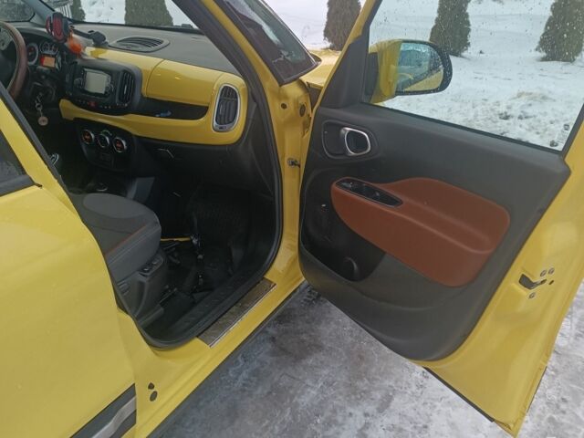 Жовтий Фіат 500, об'ємом двигуна 1.2 л та пробігом 88 тис. км за 13500 $, фото 4 на Automoto.ua