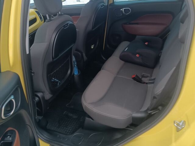 Жовтий Фіат 500, об'ємом двигуна 1.2 л та пробігом 88 тис. км за 13500 $, фото 7 на Automoto.ua