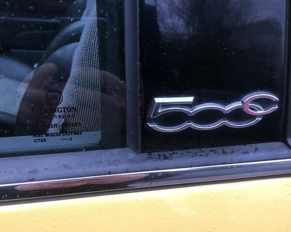 Жовтий Фіат 500, об'ємом двигуна 1.37 л та пробігом 79 тис. км за 8500 $, фото 25 на Automoto.ua