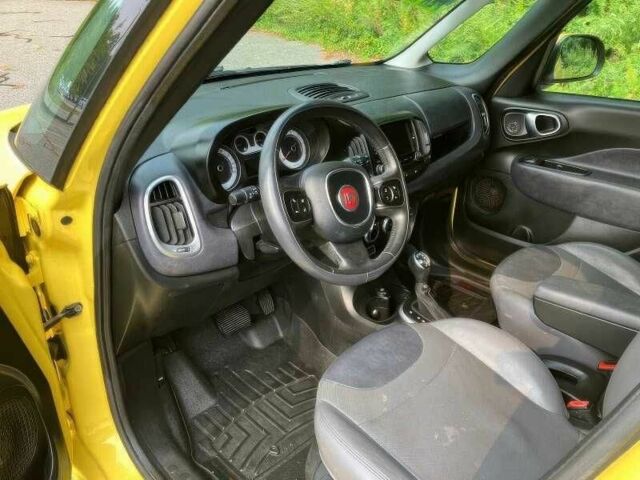 Желтый Фиат 500, объемом двигателя 1.4 л и пробегом 98 тыс. км за 3900 $, фото 7 на Automoto.ua