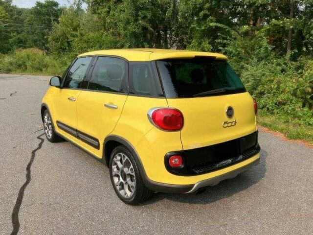 Желтый Фиат 500, объемом двигателя 1.4 л и пробегом 98 тыс. км за 3900 $, фото 4 на Automoto.ua