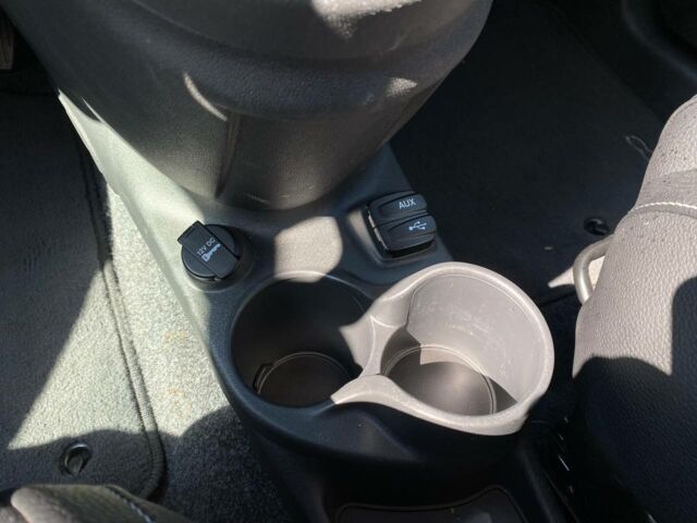 Серый Фиат 500, объемом двигателя 1.4 л и пробегом 31 тыс. км за 14500 $, фото 13 на Automoto.ua