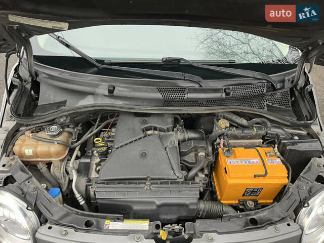 Серый Фиат 500, объемом двигателя 1.37 л и пробегом 203 тыс. км за 5699 $, фото 9 на Automoto.ua