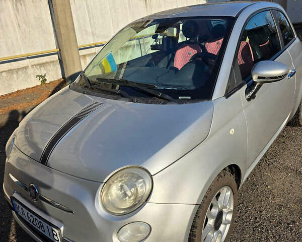Серый Фиат 500, объемом двигателя 1.37 л и пробегом 130 тыс. км за 6500 $, фото 2 на Automoto.ua