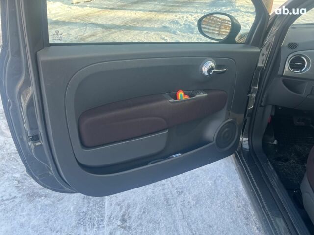 Сірий Фіат 500, об'ємом двигуна 1.3 л та пробігом 81 тис. км за 8590 $, фото 23 на Automoto.ua