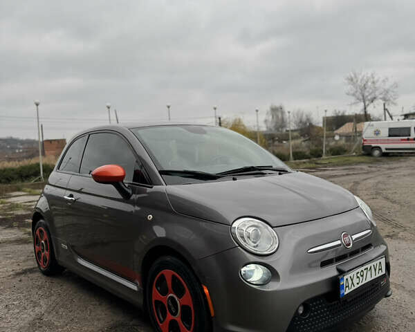 Серый Фиат 500, объемом двигателя 0 л и пробегом 108 тыс. км за 5800 $, фото 1 на Automoto.ua