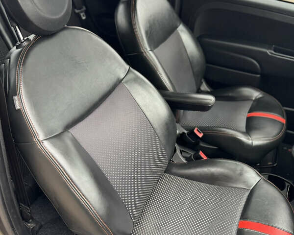 Серый Фиат 500, объемом двигателя 0 л и пробегом 108 тыс. км за 5800 $, фото 15 на Automoto.ua