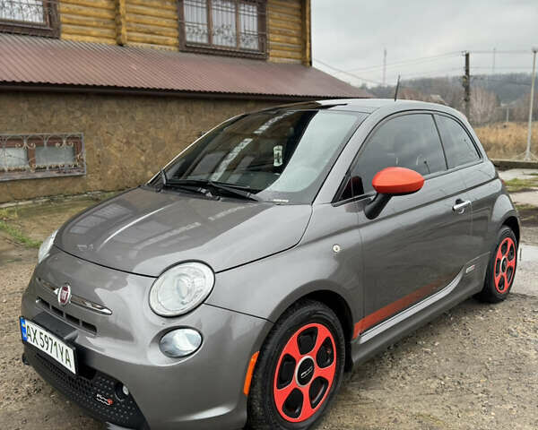 Серый Фиат 500, объемом двигателя 0 л и пробегом 108 тыс. км за 5800 $, фото 2 на Automoto.ua