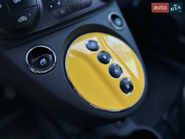 Серый Фиат 500, объемом двигателя 0 л и пробегом 60 тыс. км за 8900 $, фото 45 на Automoto.ua