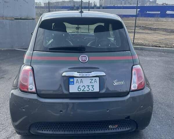 Серый Фиат 500, объемом двигателя 0 л и пробегом 140 тыс. км за 6400 $, фото 1 на Automoto.ua