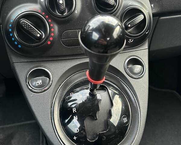 Сірий Фіат 500, об'ємом двигуна 1.37 л та пробігом 192 тис. км за 6900 $, фото 16 на Automoto.ua