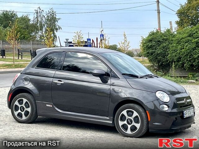 Серый Фиат 500, объемом двигателя 0 л и пробегом 102 тыс. км за 8400 $, фото 5 на Automoto.ua