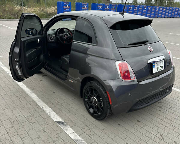 Серый Фиат 500, объемом двигателя 0 л и пробегом 22 тыс. км за 8500 $, фото 5 на Automoto.ua