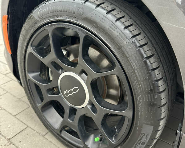 Серый Фиат 500, объемом двигателя 0 л и пробегом 22 тыс. км за 8500 $, фото 47 на Automoto.ua