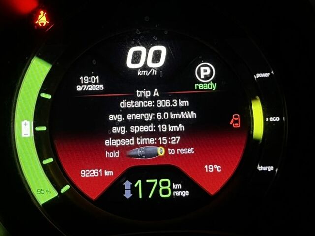 Сірий Фіат 500, об'ємом двигуна 0 л та пробігом 92 тис. км за 7900 $, фото 8 на Automoto.ua