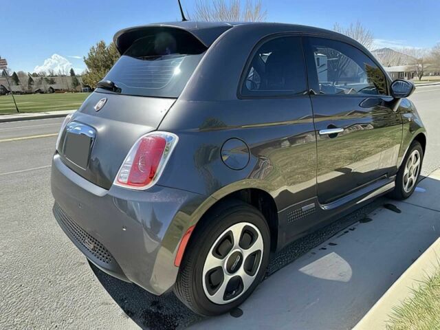 Серый Фиат 500, объемом двигателя 0 л и пробегом 75 тыс. км за 8000 $, фото 4 на Automoto.ua