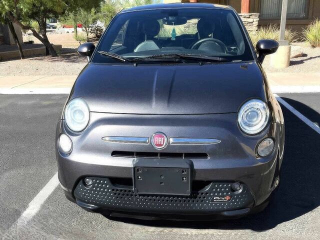 Серый Фиат 500, объемом двигателя 0 л и пробегом 76 тыс. км за 2000 $, фото 1 на Automoto.ua