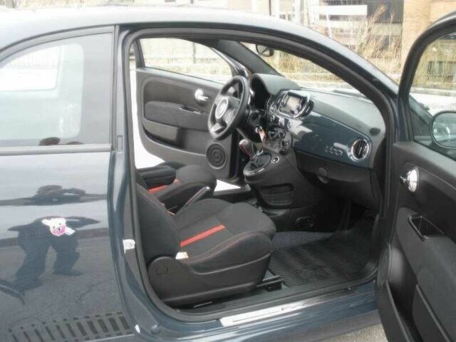 Серый Фиат 500, объемом двигателя 1.4 л и пробегом 98 тыс. км за 3250 $, фото 8 на Automoto.ua
