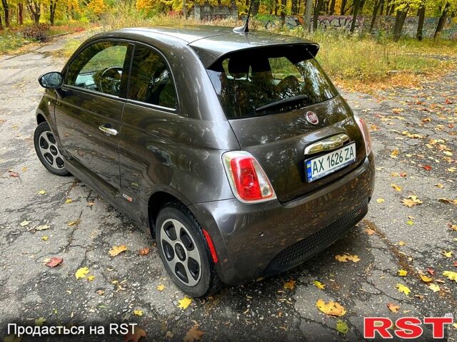 Сірий Фіат 500, об'ємом двигуна 83 л та пробігом 106 тис. км за 7300 $, фото 2 на Automoto.ua