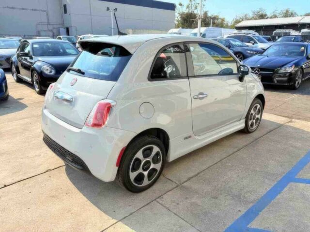 Серый Фиат 500, объемом двигателя 0 л и пробегом 62 тыс. км за 7800 $, фото 4 на Automoto.ua