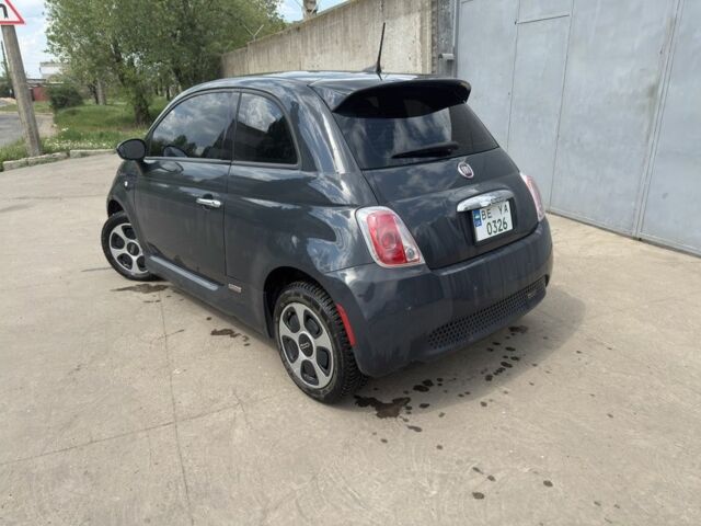 Серый Фиат 500, объемом двигателя 0 л и пробегом 109 тыс. км за 8250 $, фото 5 на Automoto.ua