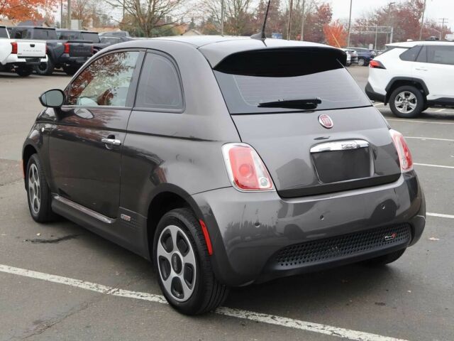 Серый Фиат 500, объемом двигателя 0 л и пробегом 50 тыс. км за 4800 $, фото 4 на Automoto.ua