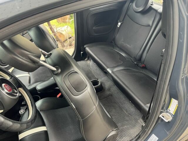 Серый Фиат 500, объемом двигателя 0 л и пробегом 109 тыс. км за 8250 $, фото 9 на Automoto.ua