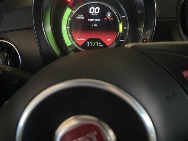 Серый Фиат 500, объемом двигателя 0 л и пробегом 109 тыс. км за 8250 $, фото 15 на Automoto.ua