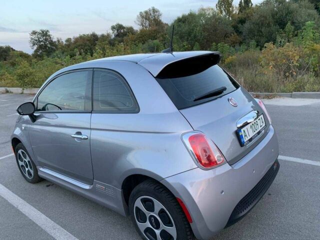 Серый Фиат 500, объемом двигателя 0 л и пробегом 100 тыс. км за 7200 $, фото 2 на Automoto.ua