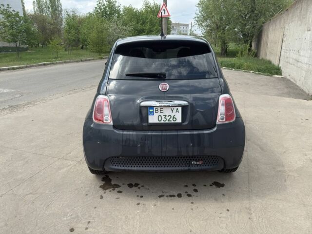 Серый Фиат 500, объемом двигателя 0 л и пробегом 109 тыс. км за 8250 $, фото 4 на Automoto.ua