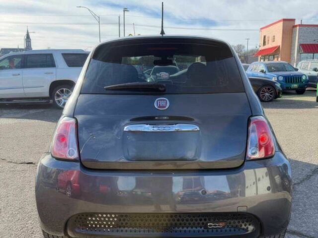 Сірий Фіат 500, об'ємом двигуна 0 л та пробігом 60 тис. км за 3900 $, фото 3 на Automoto.ua