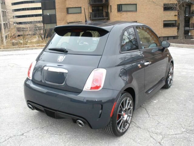 Серый Фиат 500, объемом двигателя 1.4 л и пробегом 56 тыс. км за 3000 $, фото 5 на Automoto.ua