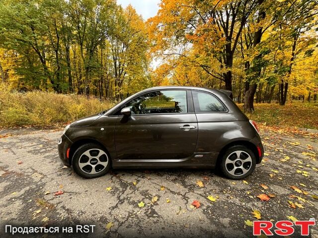 Сірий Фіат 500, об'ємом двигуна 83 л та пробігом 106 тис. км за 7300 $, фото 5 на Automoto.ua